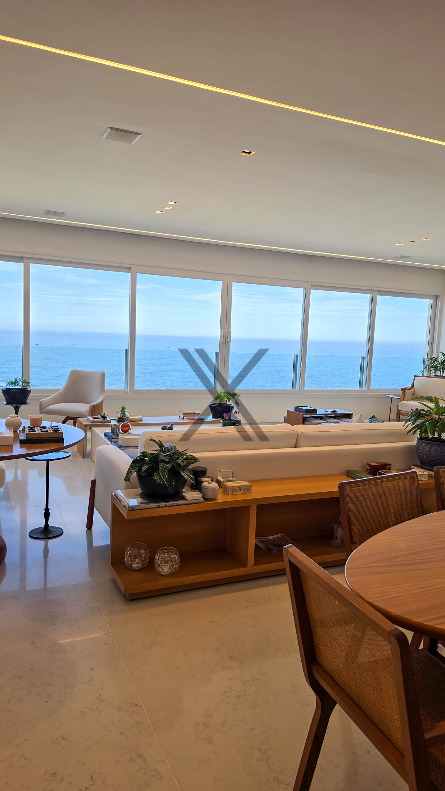 Apartamento Linear em Ipanema com 2 suítes e vista mar
