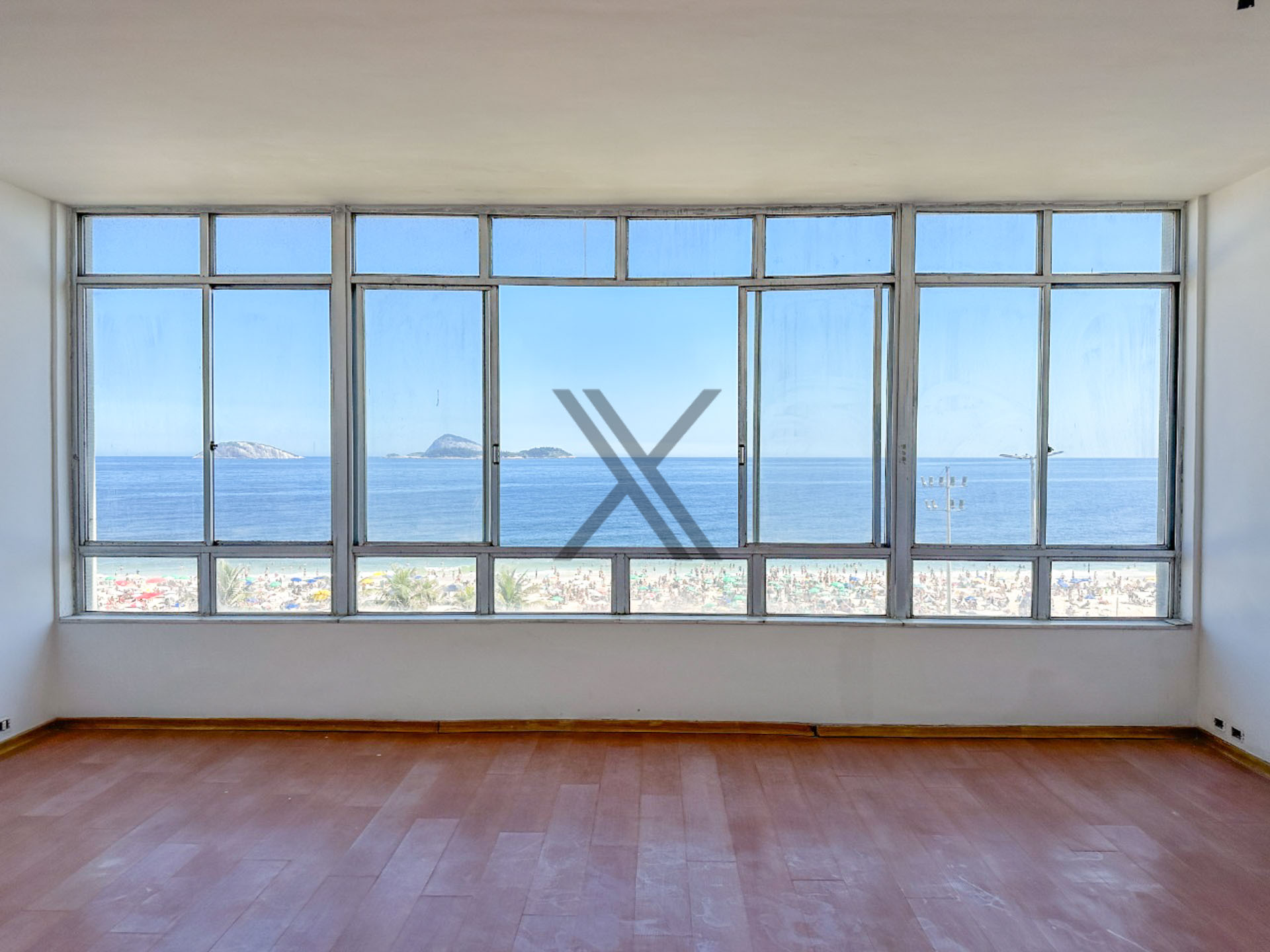 Apartamento Linear em Ipanema com vista para o mar